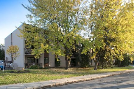 St. Lambert - Photo 3