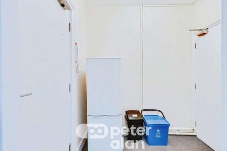 Albany Road, Cardiff, CF24 - Photo 4