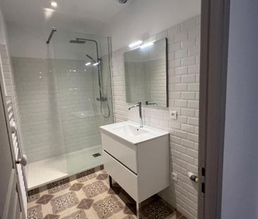 Location Appartement 3 pièces 52m² DRAGUIGNAN 83300 - Photo 4