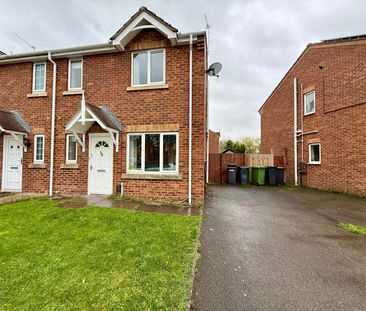 Semi-detached house to rent on - Photo 3