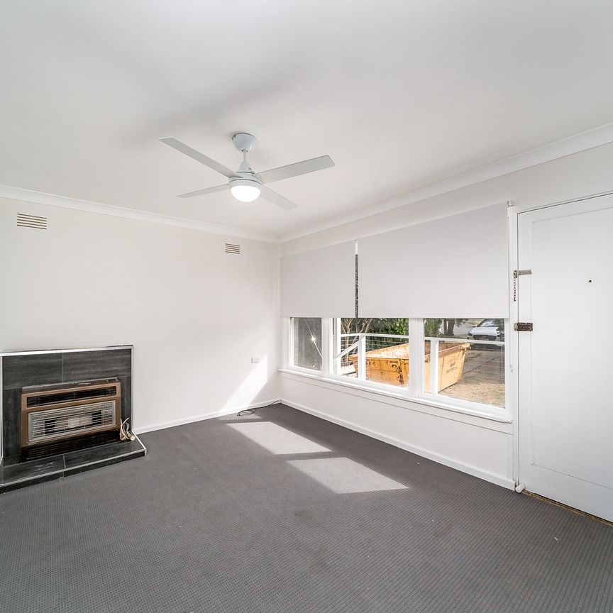 5 Moani Place, Kooringal NSW 2650 - Photo 1