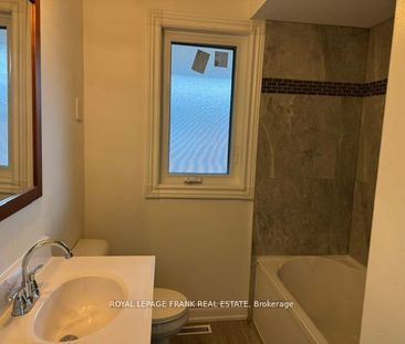 For Lease - 181 Southlawn Avenue Unit# Main, Oshawa, Ontario - Photo 1