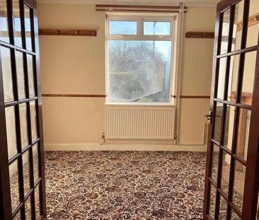 Court Terrace, Cefn Cribwr, Bridgend, CF32 - Photo 4