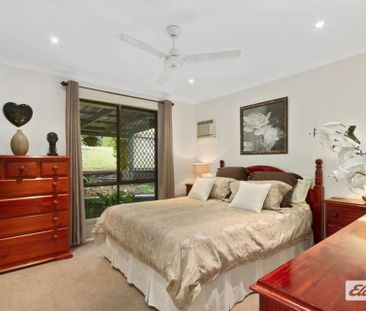 UNPACK YOUR SUITCASES AND MOVE ON IN!! - Photo 4