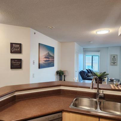 1719, 1121 6 Avenue, Calgary, Alberta - Photo 1