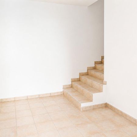 Location Appartement 2 pièces 66m² MILLAU 12100 - Photo 3