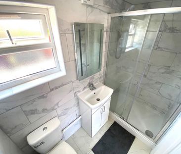 Pedmore Lane, Stourbridge - Photo 4