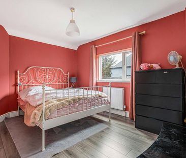 Cherry Crescent, Brentford, TW8 8NN - Photo 3