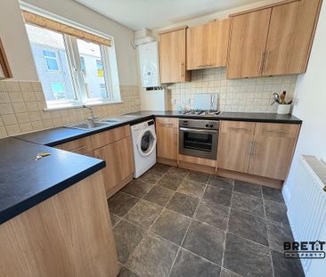 2 bedroom terraced house to rent - Photo 3