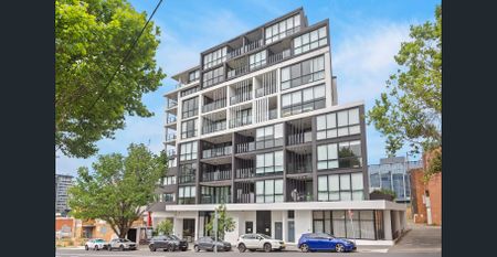 Sophisticated top floor living - Photo 3