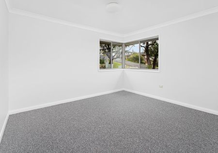 4 bedroom home with ocean views over Bombo Beach! - Photo 3