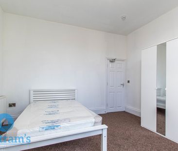 2 bed Apartment for Rent - Photo 5