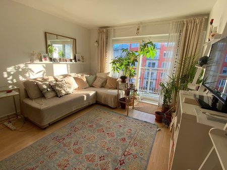 2 Bed Flat, Bantam House, NW9 - Photo 2