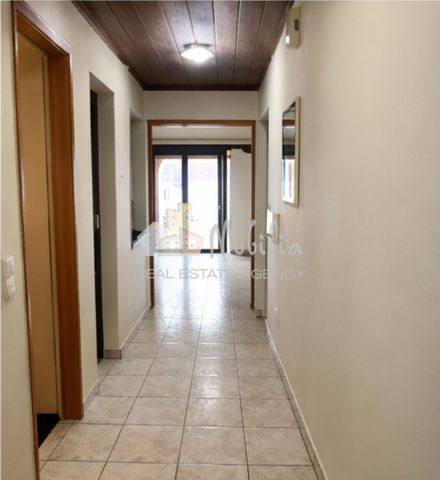 Ενοικίαση κατοικίας, 140 τ.μ., Γλυφάδα, 1.450 € - Photo 2