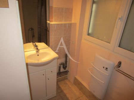 Location Appartement 2 pièces 40m² - Photo 3