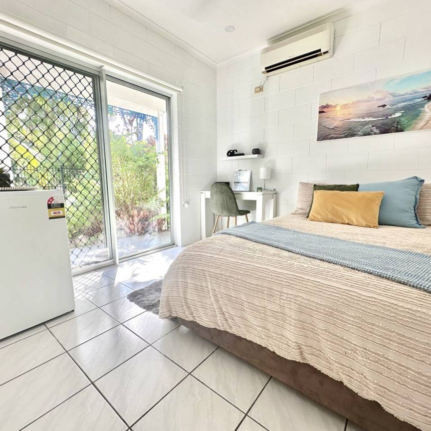 FUNISHED ROOM AVAILABLE - JCU MINUTES AWAY - ALL INCLUSIVE - Photo 1