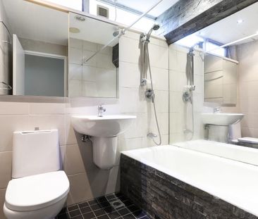 Renovated apartment in quiet location - Photo 1