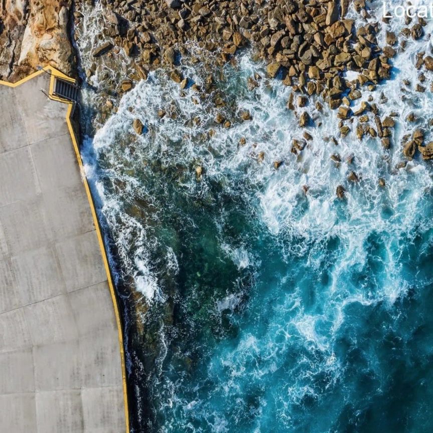 Spacious 2 bedroom apartment with ocean views - Photo 1