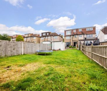 Shaldon Drive, SM4, London - Photo 2