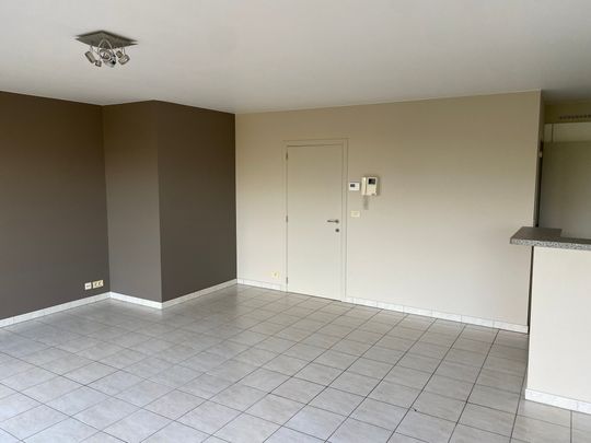 Instapklaar 2-slpk APPARTEMENT + GARAGE - Photo 1