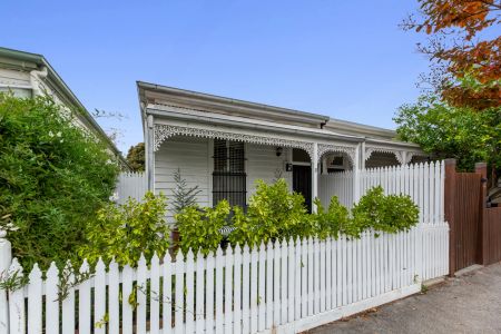Two bedroom plus study home - Photo 5