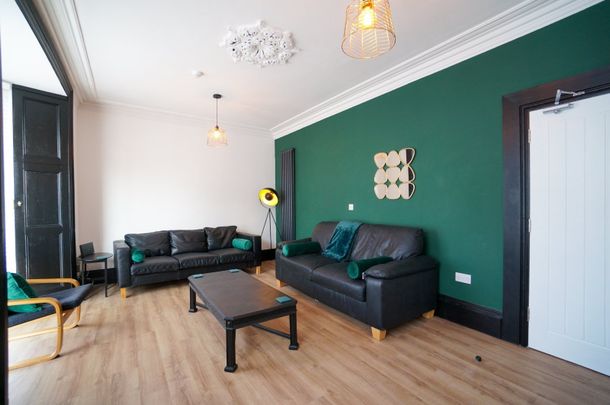 College Road, Bangor, Gwynedd, LL57 - Photo 1