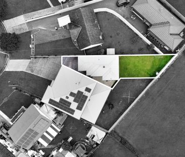 13A Facey Cres, Lurnea NSW 2170 - House For Rent | Domain - Photo 6