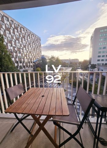 Location Appartement 4 pièces 85m² ASNIERES SUR SEINE 92600 - Photo 4