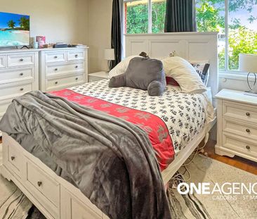 SPACIOUS FAMILY LIVING IN POPULAR SOUTH PENRITH!!! - Photo 2