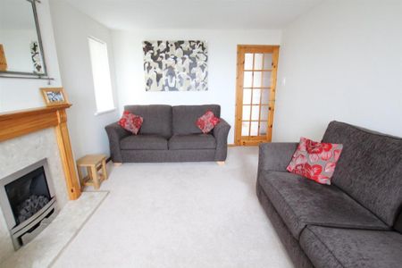 2 bedroom maisonette to rent - Photo 3