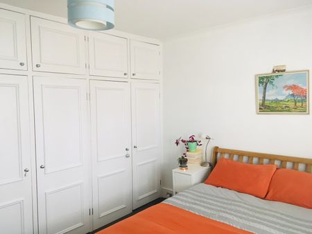 2 Bed Flat, Sussex Square, BN2 - Photo 4
