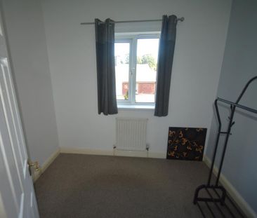 2 bedroom semi-detached house to rent - Photo 1