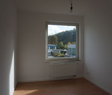 ruhige 3 ZKB-Wohnung in Siegen zu vermieten - Photo 4