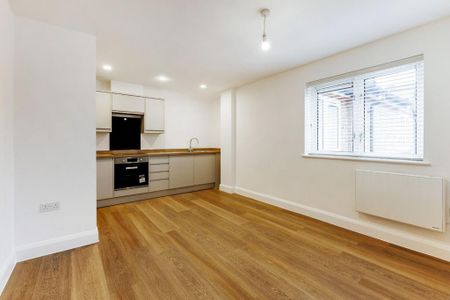 2 bedroom flat to rent - Photo 4