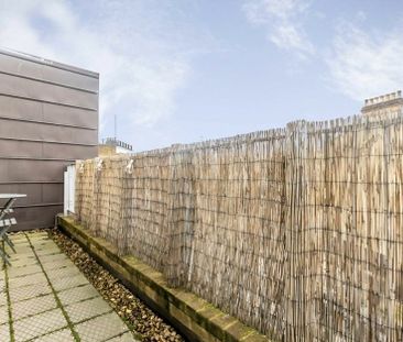 Starfield Road - Photo 3