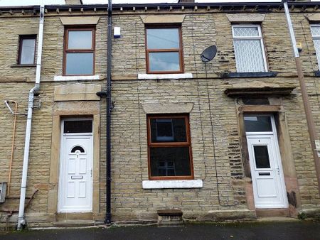 2 bedroom terraced house to rent - Photo 3