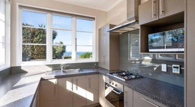 Balaclava Delight - Photo 1