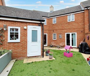 3 bedroom semi-detached house to rent - Photo 1