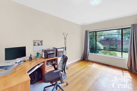 12 Lesden Street, Bentleigh East - Photo 3