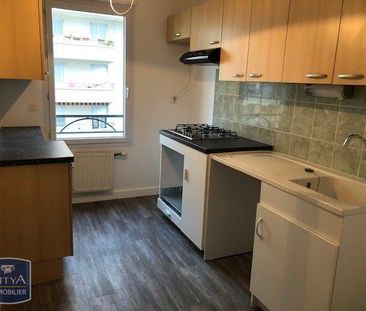 Location Appartement 3 pièces 64m² LYON 3ème - Photo 4