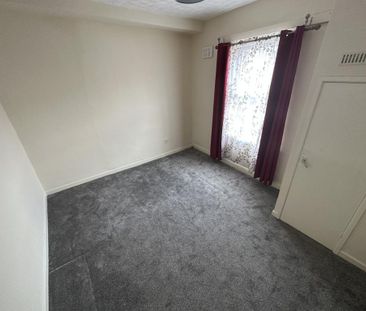 Park Range, Manchester, M14 - Photo 4