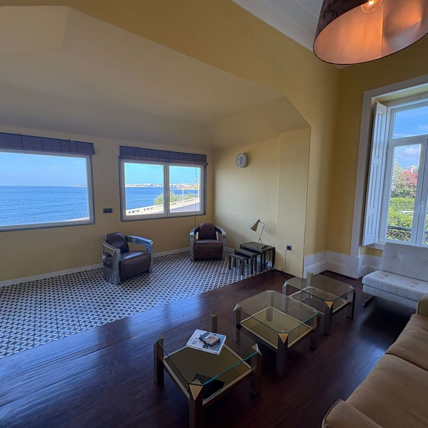 Fantástica Moradia T5+1 para Arrendamento na Parede em Cascais - Photo 1