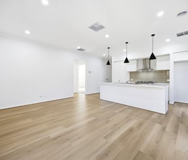 Brand new home near parks & school - Photo 5