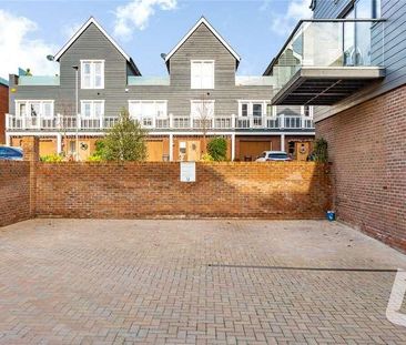 Kingsley House, St. Lukes Way, Runwell, Wickford, SS11 - Photo 5