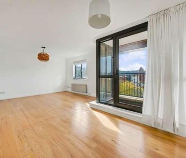 Manor Gardens, Sherard Court, N7 - Photo 1