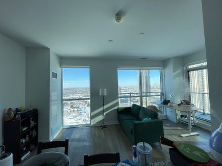 For Lease - 4085 Parkside Village Drive Unit# 2304, Mississauga, Ontario - Photo 3