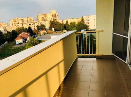 Apartament 2 camere, 70 mp, decomandat, zona Golden Tulip - Photo 2