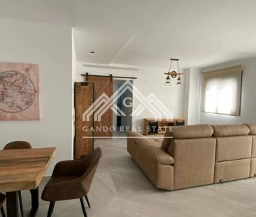 Piso de alquiler en Centro - Doña Mercedes - Foto 2