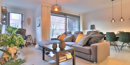 Appartement te huur in Kortrijk voor € 730 met 2 slaapkamers - Photo 4