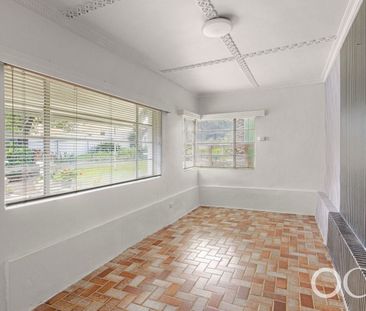 Open the Door to Modern Ease - Photo 2